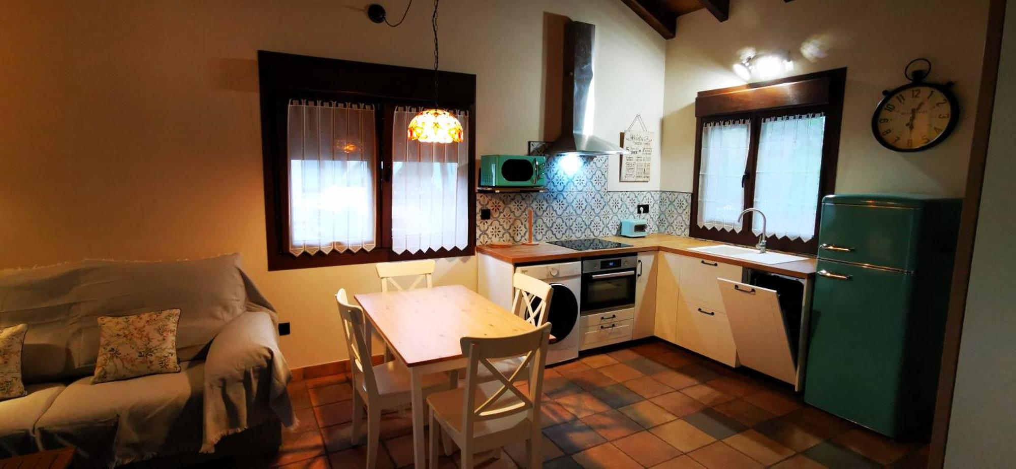 Cueva Les Pedroses Apartment